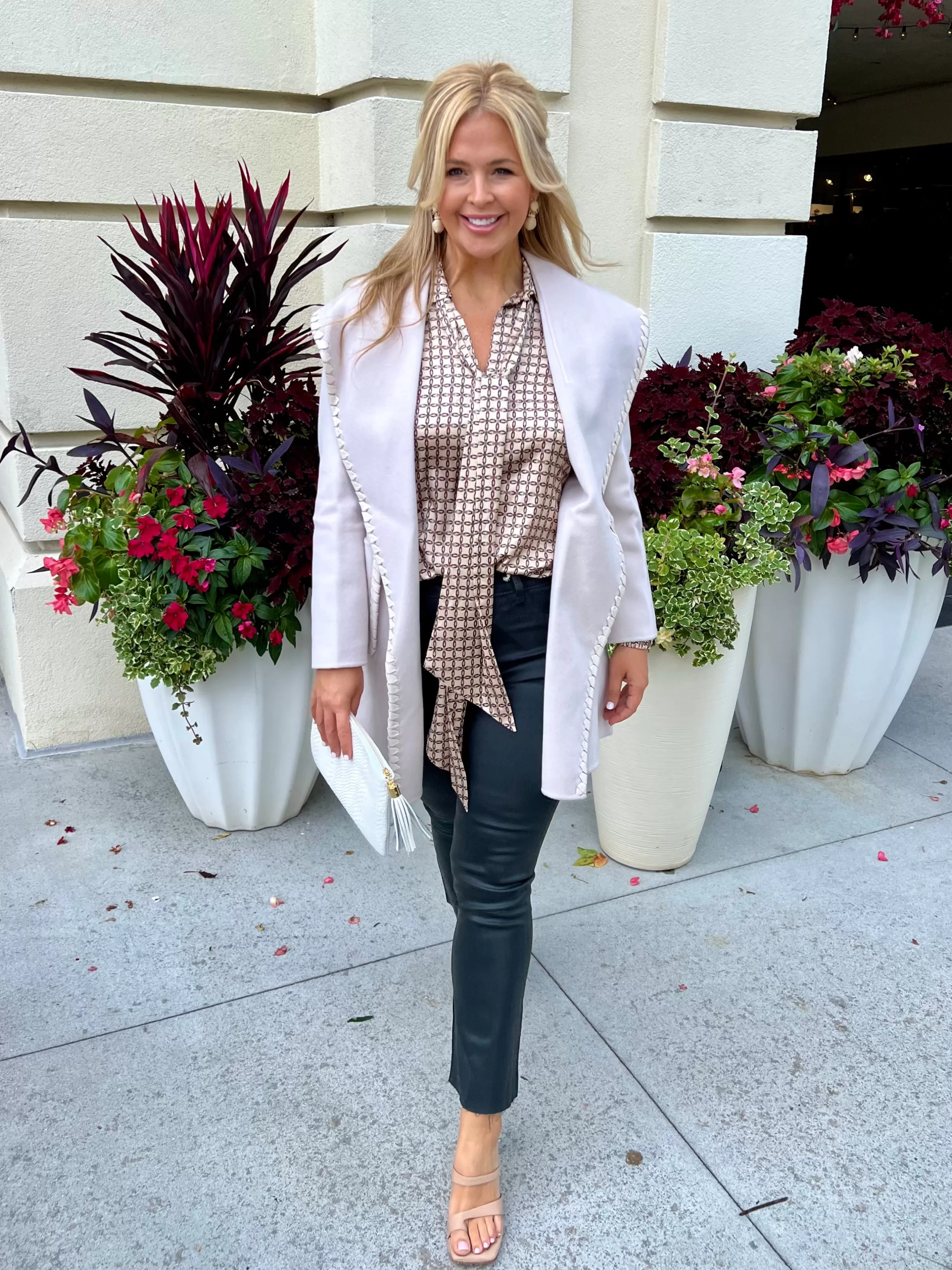 LINDA RICHARD Outerwear^Leather Whipstitch Jacket In Bone