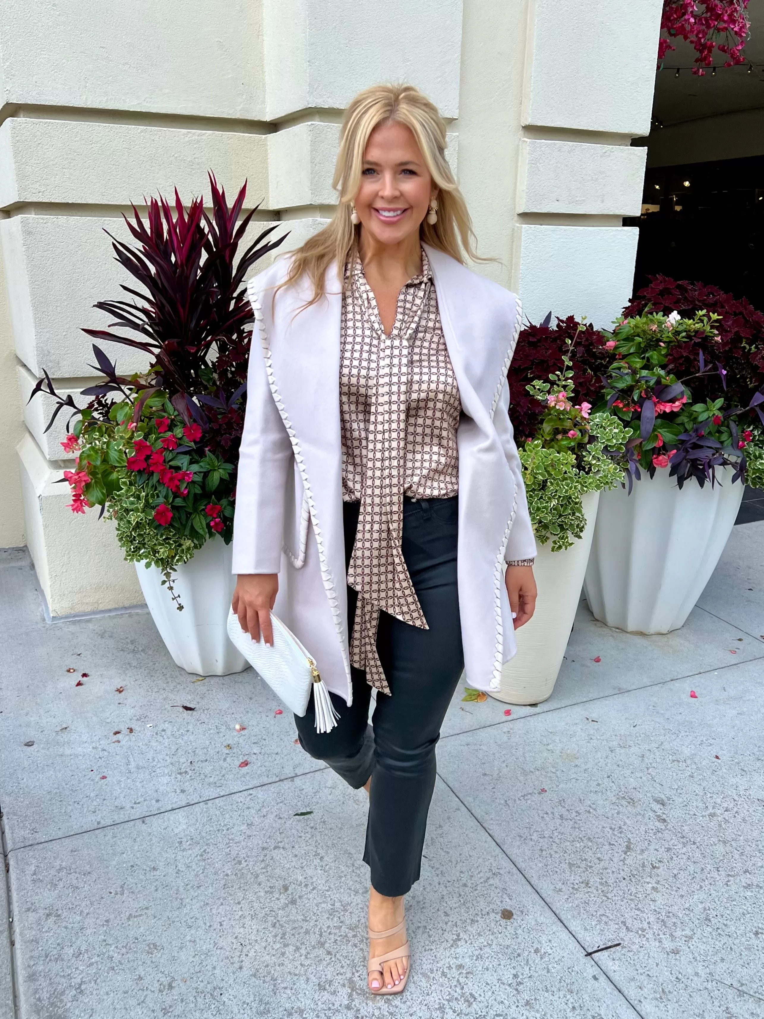 LINDA RICHARD Outerwear^Leather Whipstitch Jacket In Bone