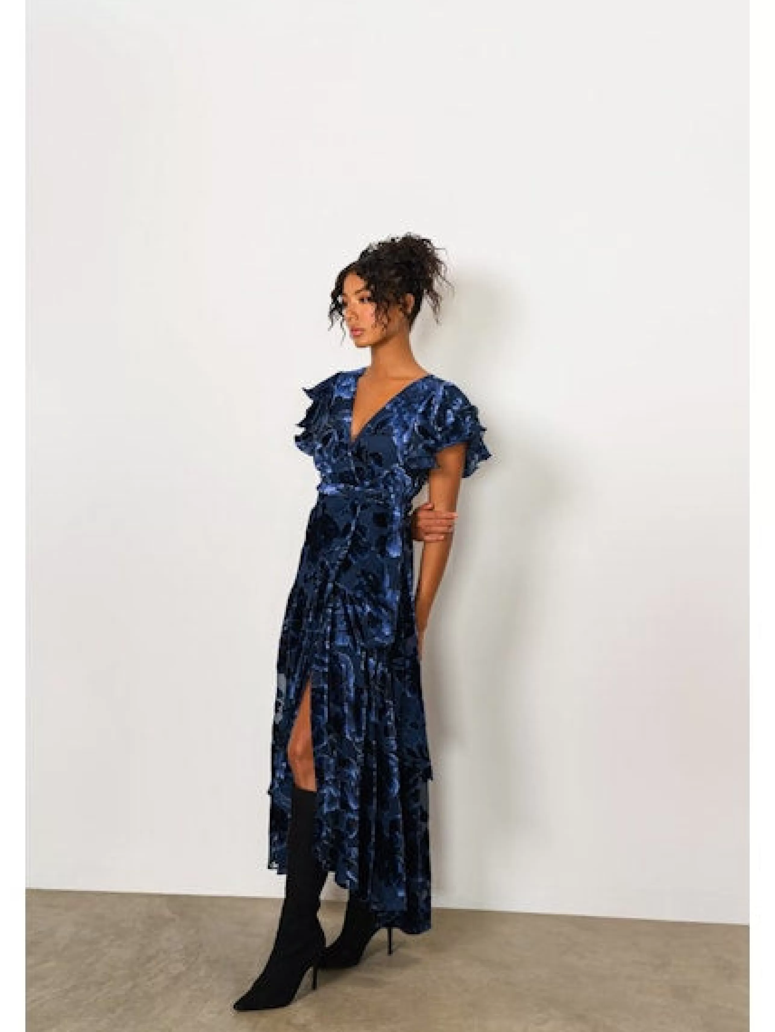 HUTCH Dress Shop^Zola Wrap Dress In Navy Velvet